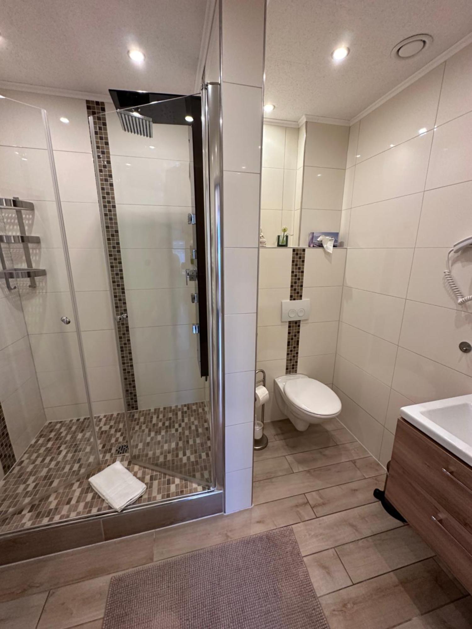 Rheinblick Appartements Remagen Esterno foto